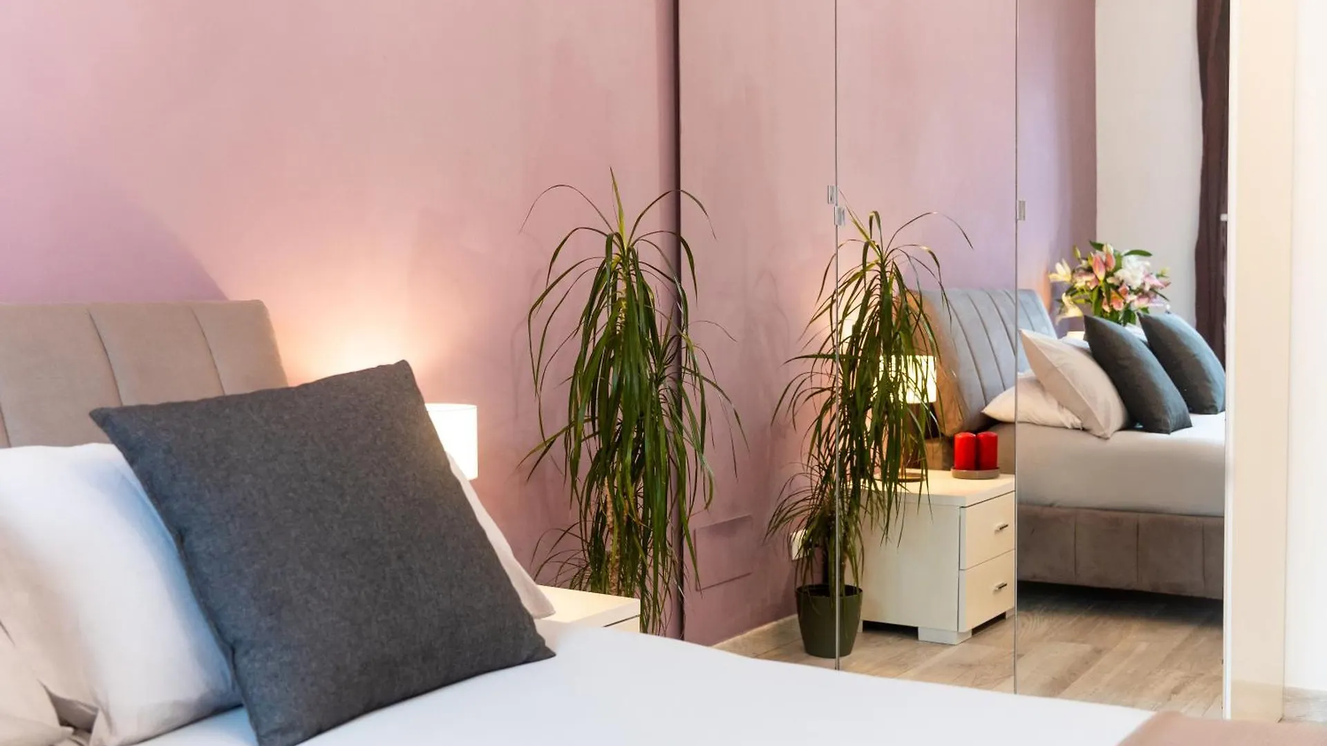 C&Y Apartments - Roma Vaticano St Peter - Luxe Penthouse Flat Italy